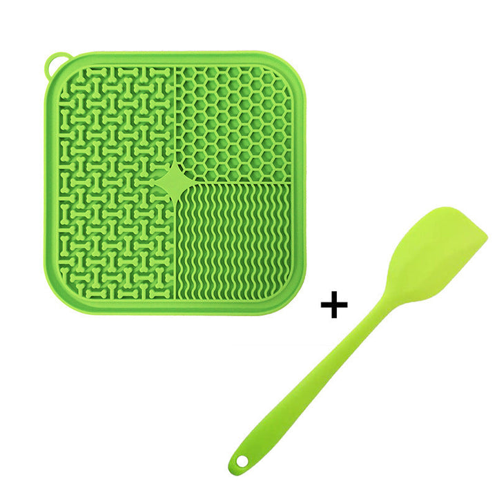 Grüne Hunde Anti-Schling Leckmatte zum Stressabbau. Flexibles Silikon-Design für einfaches Reinigen.
