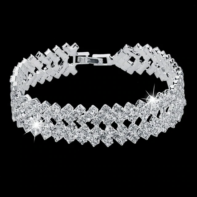 Elegantes Damen Charm-Armband mit funkelnden Kristallen und Glanz, gefertigt aus Zinklegierung. Perfekt für besondere Anlässe.