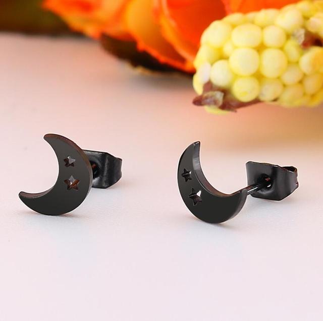 Unisex-Ohrstecker mit Stern-Motiv, Punk-Style, aus Edelstahl, auffällig und modern für jeden Look.