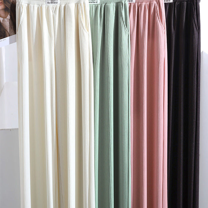 Komfortable Freizeithose, High Waist, weites Bein, aus knitterarmem Material, ideal für Damen.