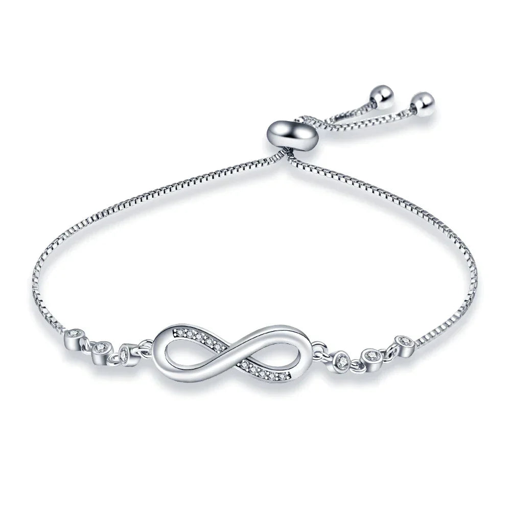 Glänzendes Damen Unendlichkeits-Armband, symbolisiert zeitlose Eleganz & unendliche Verbundenheit. Perfektes Geschenk für Frauen.
