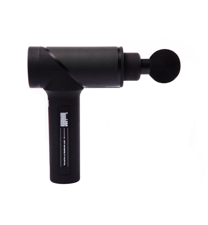 Schwarze Massagepistole für Tiefenmassage & schnelle Muskelregeneration nach Sport & Fitness.
