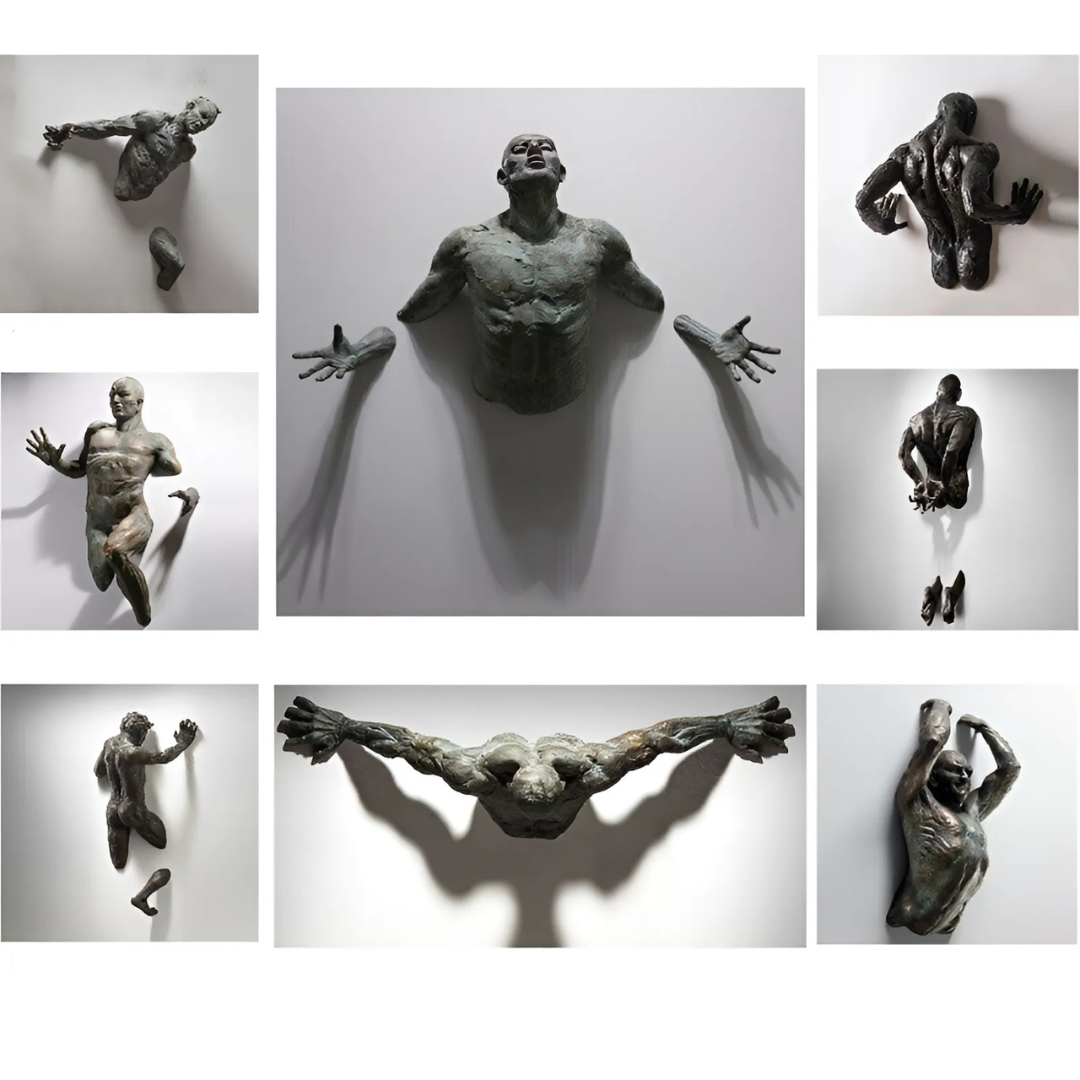 Moderne Harz-Skulptur als ausdrucksstarke Wanddekoration, ideale Kunstfigur für Ihr Wohnzimmer.