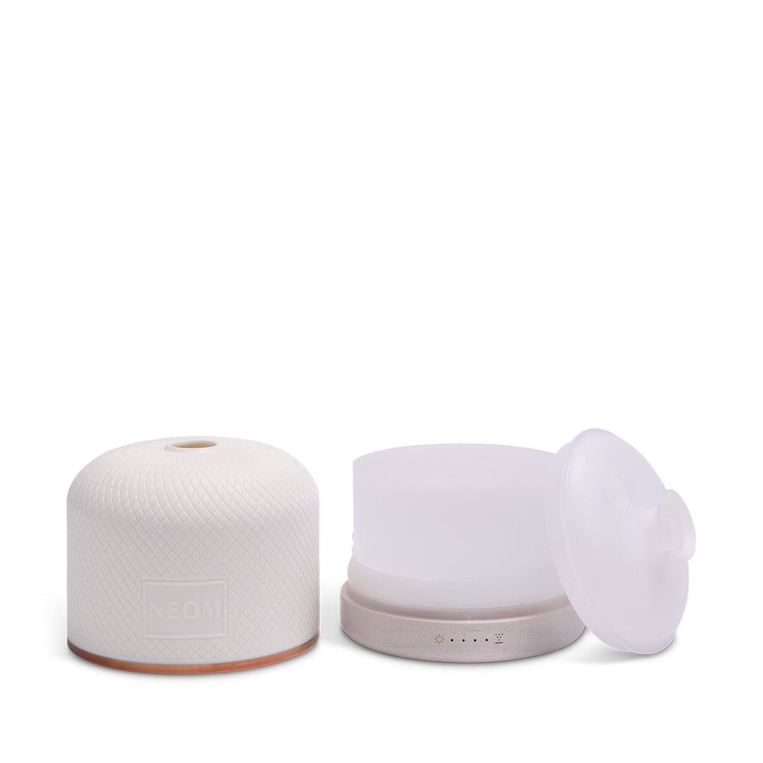 Aroma-Diffusor aus Keramik mit Fernbedienung, perfekt für entspannende Wellnessmomente in großen Räumen.