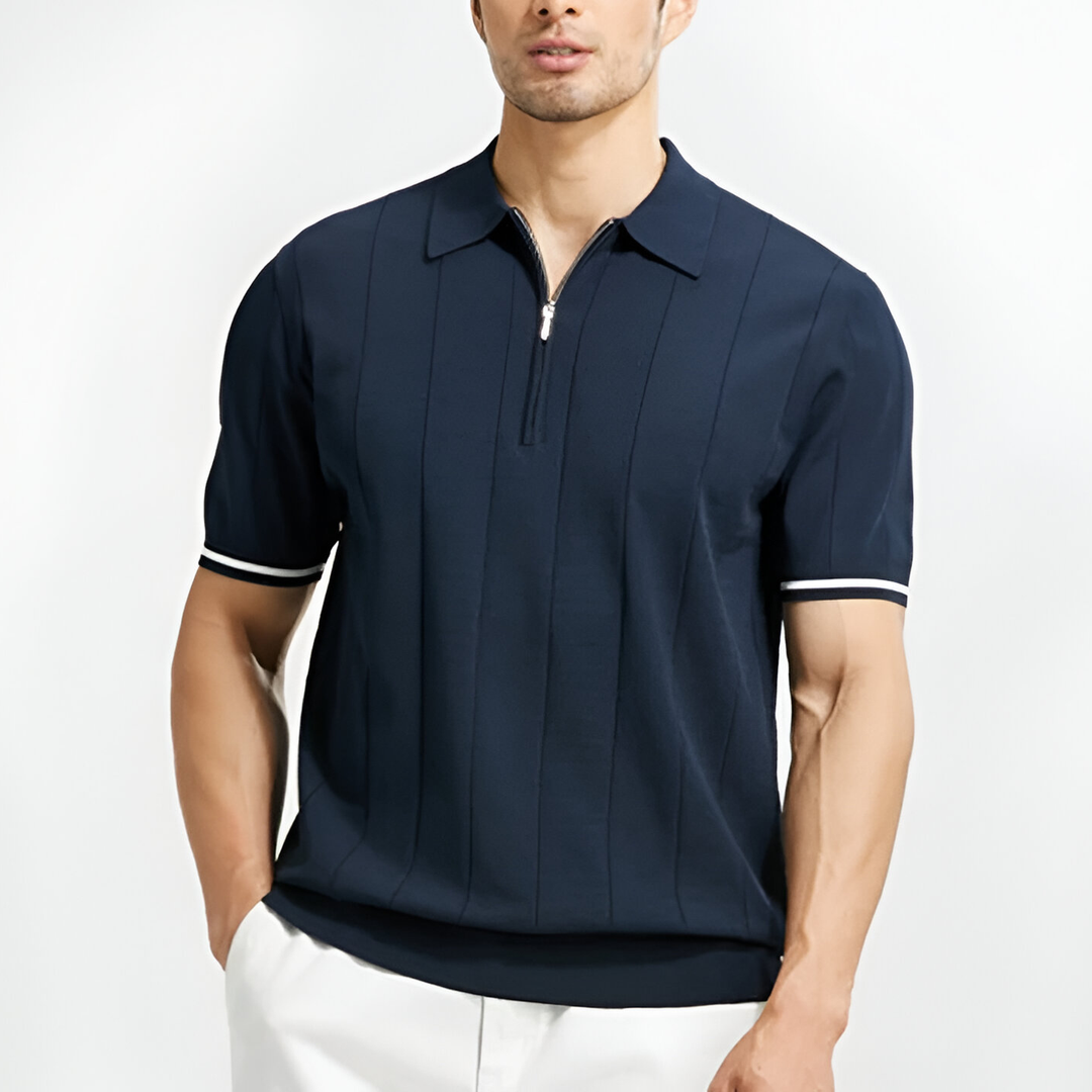 Slim Fit Herren Kurzarm Poloshirt gestreift. Elegantes Strick-Polo mit Reißverschluss für sportliche Freizeit-Outfits.