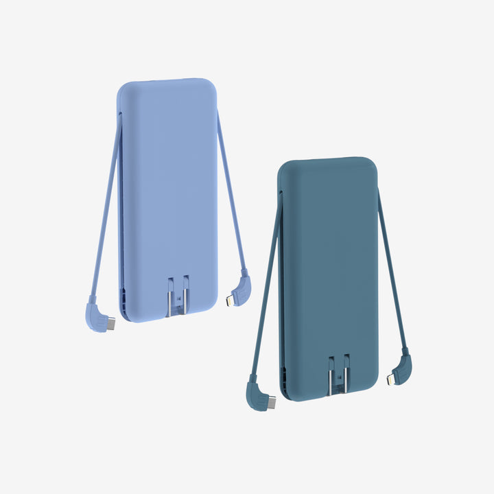 Powerbank 10.000 mAh Doppelpack, mobil und universell mit integrierten Ladekabeln.