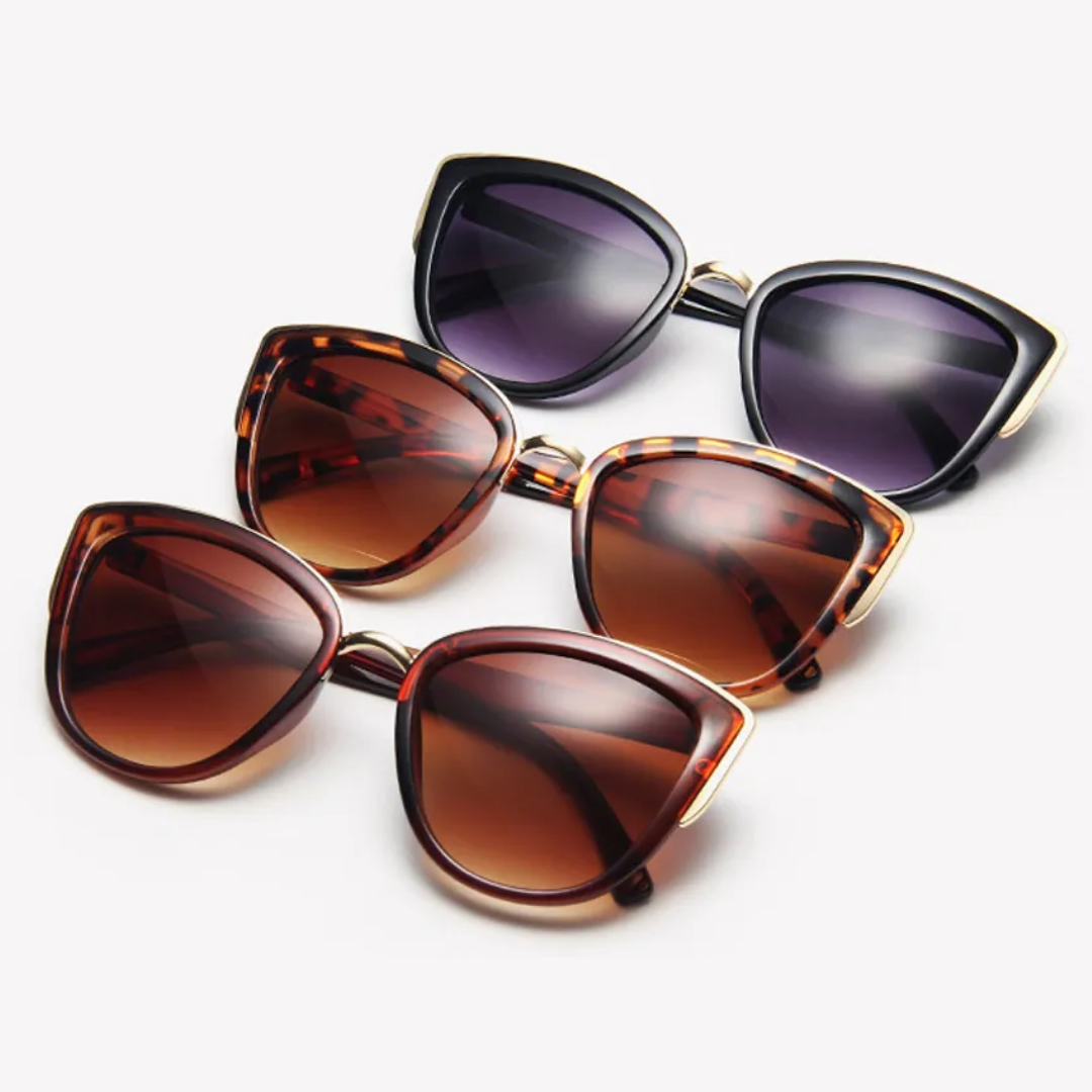Stilvolle Damen Sommerbrille, Katzenaugen-Form, modisches Accessoire mit UV400 Schutz.