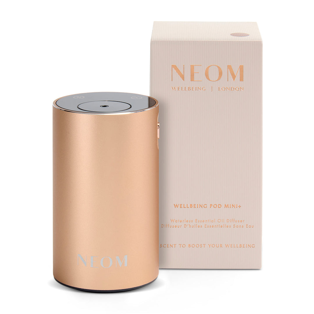 Luxuriöser, wasserloser Aroma Diffusor für ätherische Öle; ein elegantes Wohnaccessoire und Geschenk.