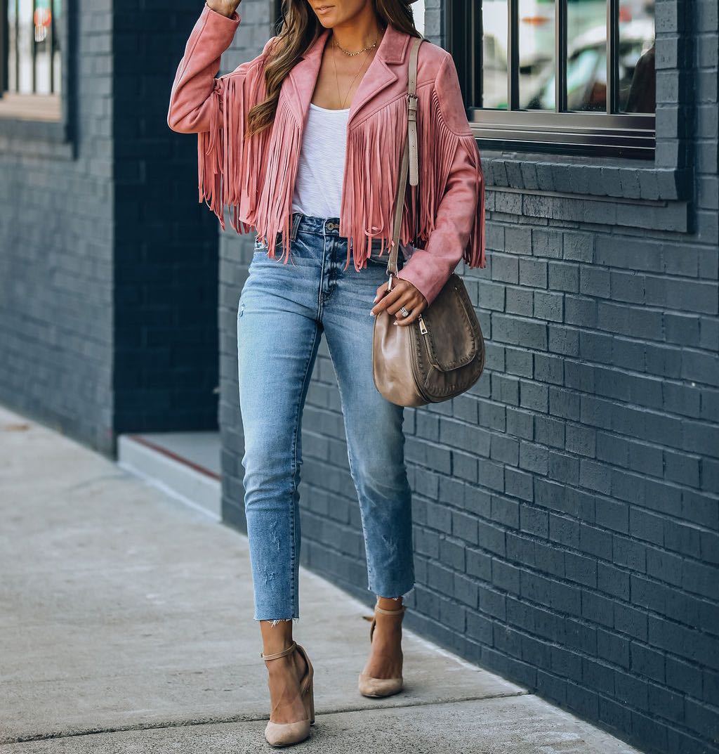 Schicke Damenjacke Rosy mit Fransen, für einen angesagten Herbst-Look und vielseitige Styles.