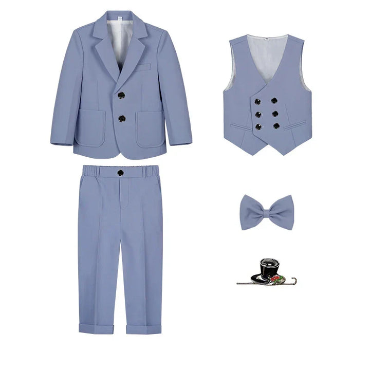 Komplettes 4-teiliges Jugend Smoking Set in Grau, Blau oder Beige für festliche Anlässe.