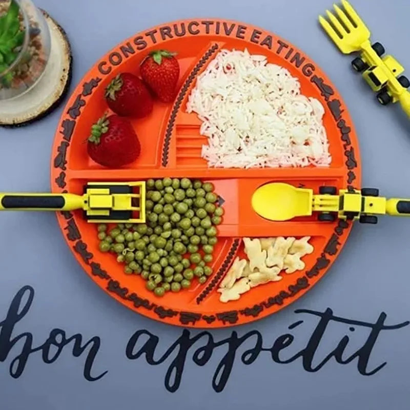 Ergonomisches Esslernbesteck mit detailreichen Bulldozer-Griffen, perfekt für kleine Kinderhände. BPA-frei.