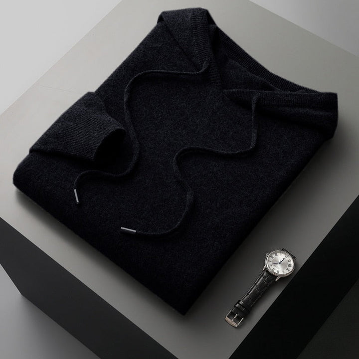 Moderner Herren Hoodie, vielseitig kombinierbar, ideal für sportliche Looks.