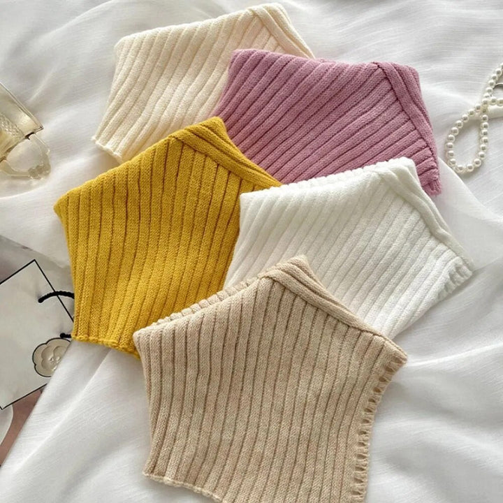 Kuschelig warmer Rollkragen Schal, unisex, ein schickes Accessoire für Ihre Wintergarderobe.