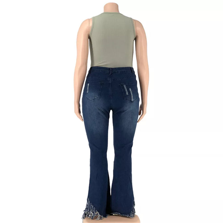 Modische Damen High-Waist Schlagjeans, Übergröße, mit zerrissenen Details.