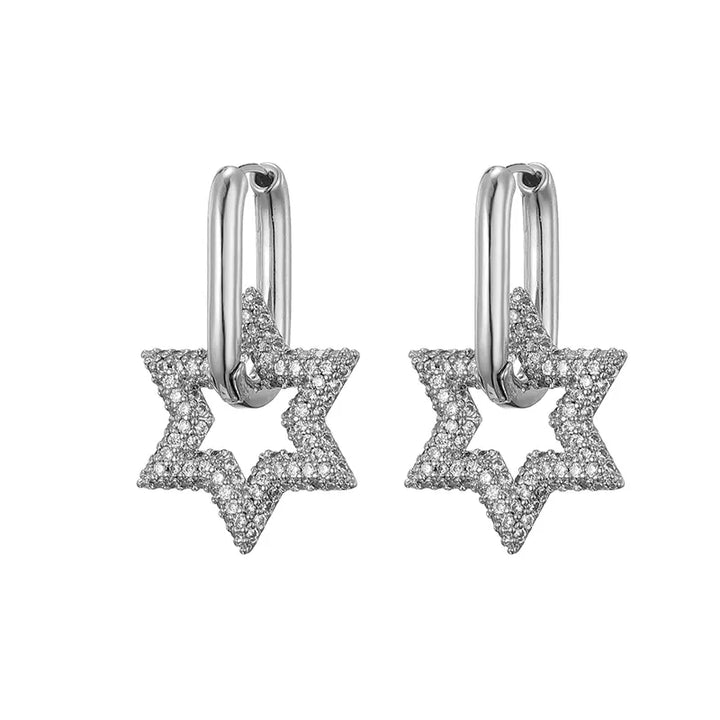 Hochwertige Damen Stern-Creolen mit funkelnden Zirkonia-Kristallen. Ein himmlisches, elegantes Schmuck-Accessoire.