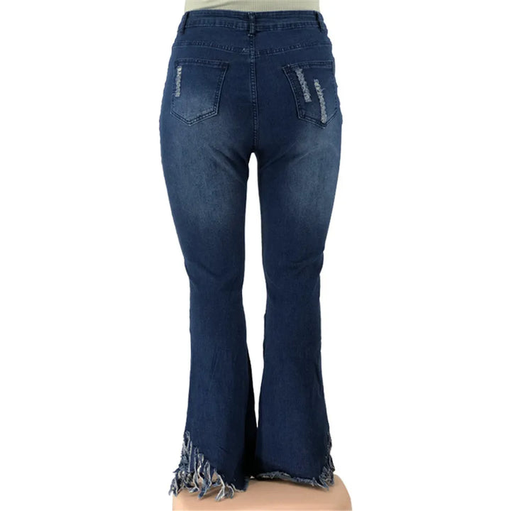 Elegante Damen Stretch Schlagjeans, Übergröße, mit weitem Bein & hohem Komfort.