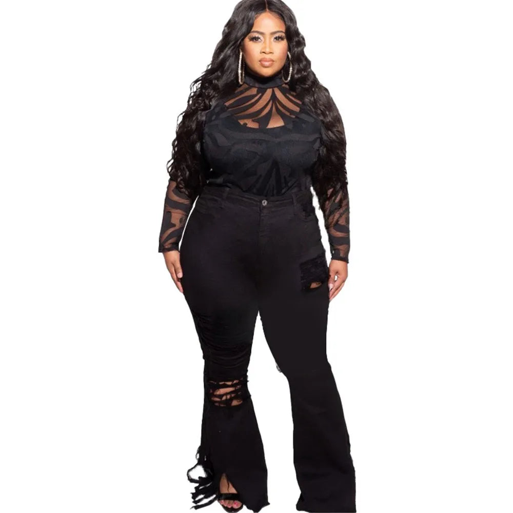 Stilvolle Damen Stretch Schlagjeans, Übergröße, moderne Waschung, für jeden Anlass.