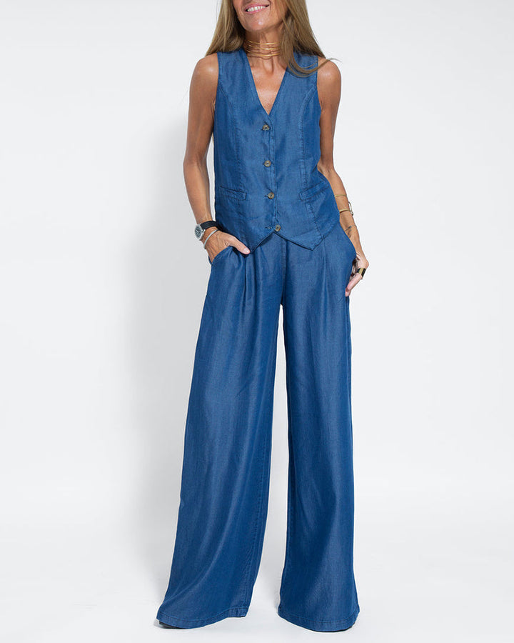 Damen Herbst Loungewear: Komfortable weite Hose & stilvolle Knopfweste. Entspannt.