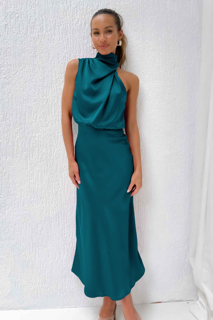Festliches Damen Halterneck Maxikleid, stilvolles Abendkleid für besondere Feiern.