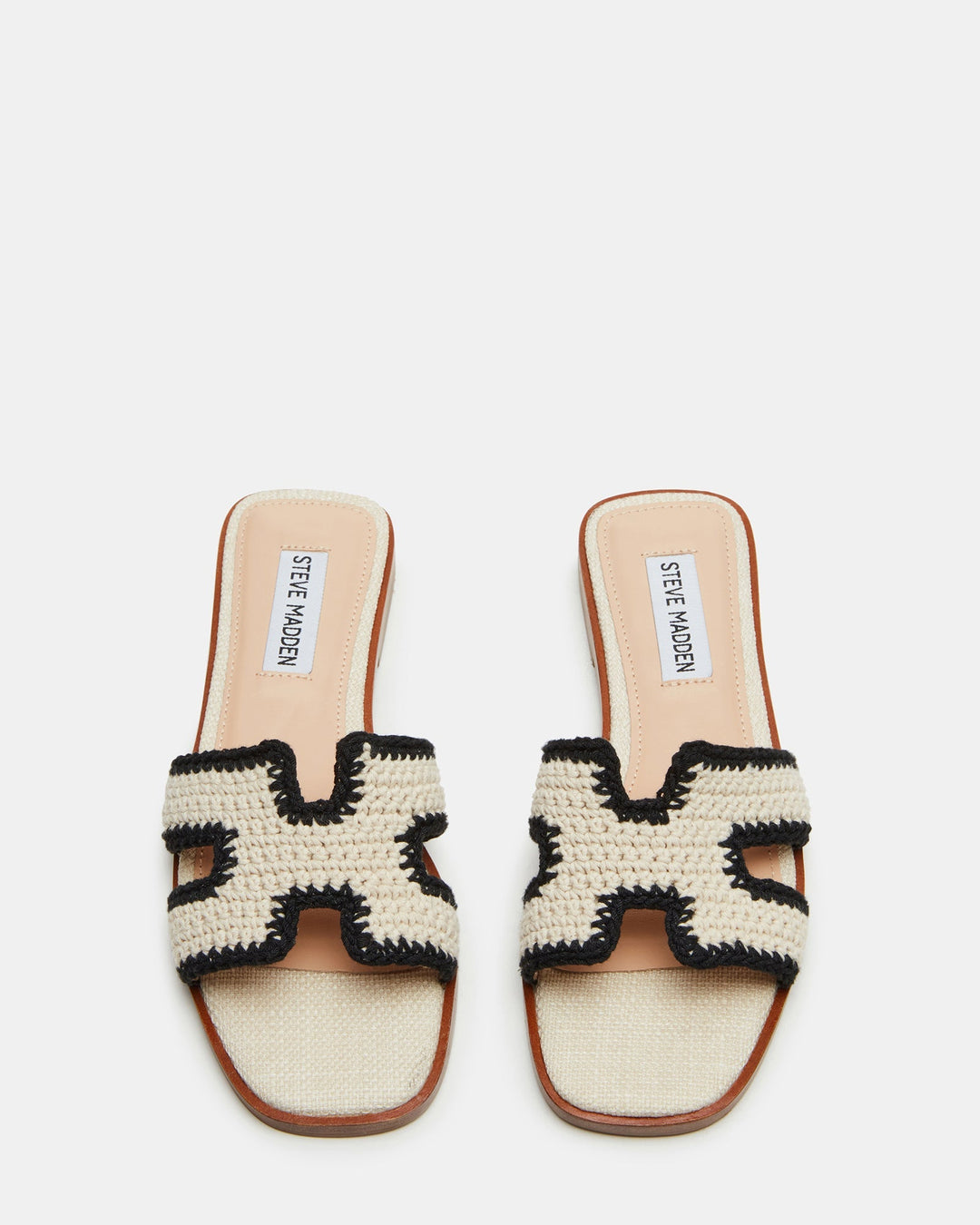 Leichte Damen-Slip-on-Sandalen mit breitem Komfort-Riemen. Ideal für entspannte Sommertage.