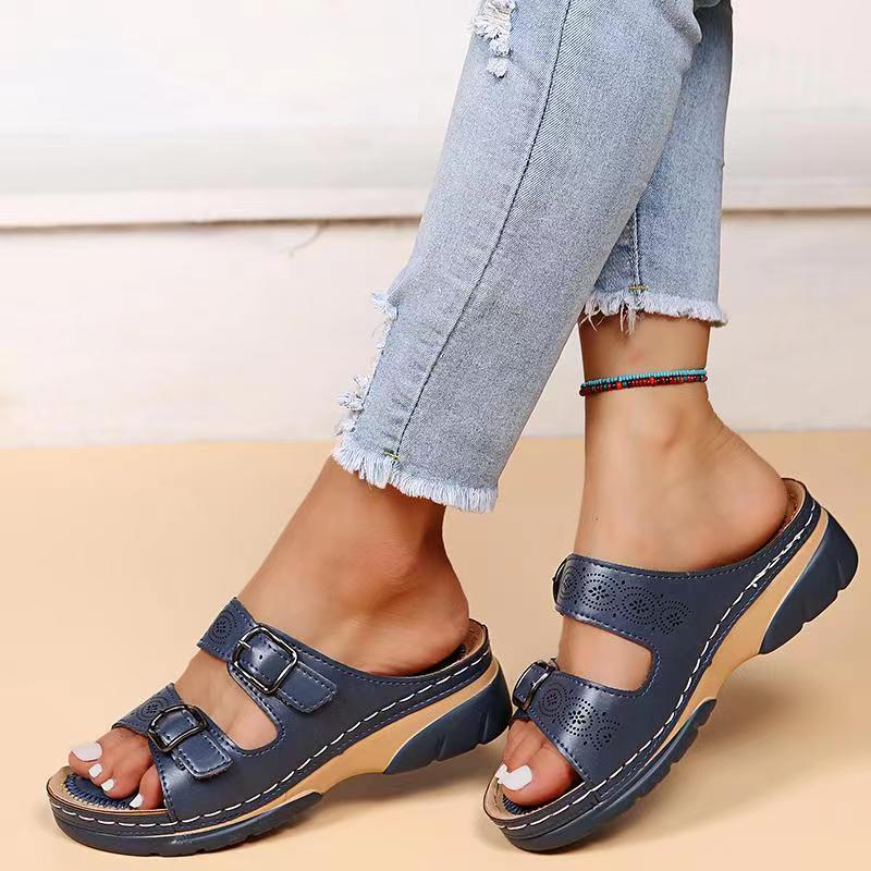 Bequeme & modische Damen Keilabsatz-Sandalen im Gladiator-Stil, Plateau für Casual Look.