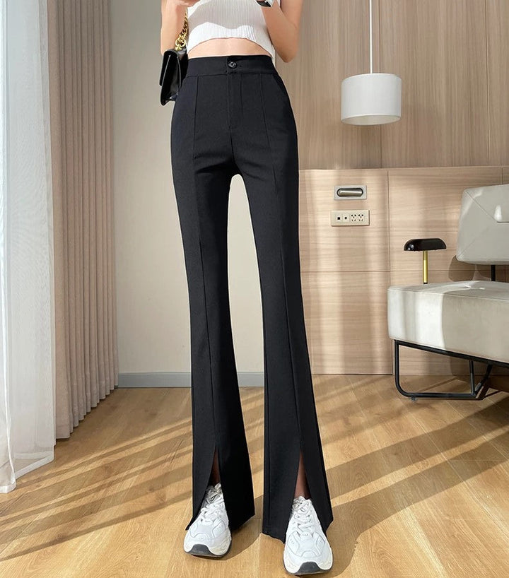Damen Schlitzhose in Schwarz, Übergröße, im Retro-Look mit bequemem Schlagbein.