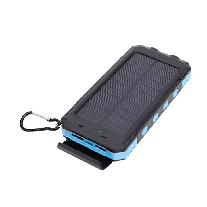 Hochleistungs Solar Powerbank mit Notfall-Taschenlampe, unverzichtbar für mobile Energie unterwegs.