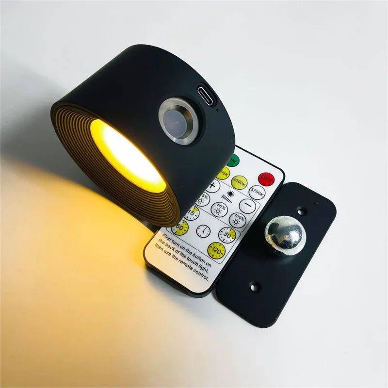 Mobile FlexiGlow LED-Wandleuchte, kabellos & dimmbar. Flexibel einsetzbar dank Magnetbefestigung.