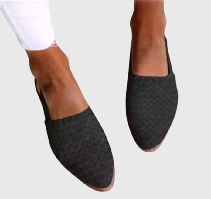 Vielseitige Damensandalen für Freizeit und Stadt; bieten Komfort und femininen Stil mit Klettverschluss.