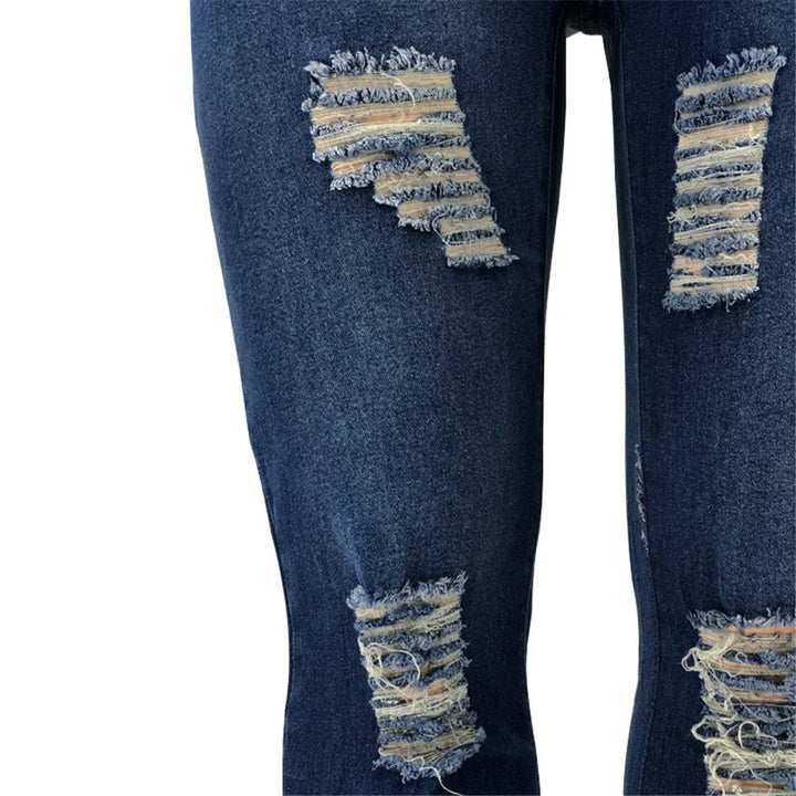 Damen Stretch Schlagjeans, Übergröße, weicher Stoff, maximaler Komfort den ganzen Tag.