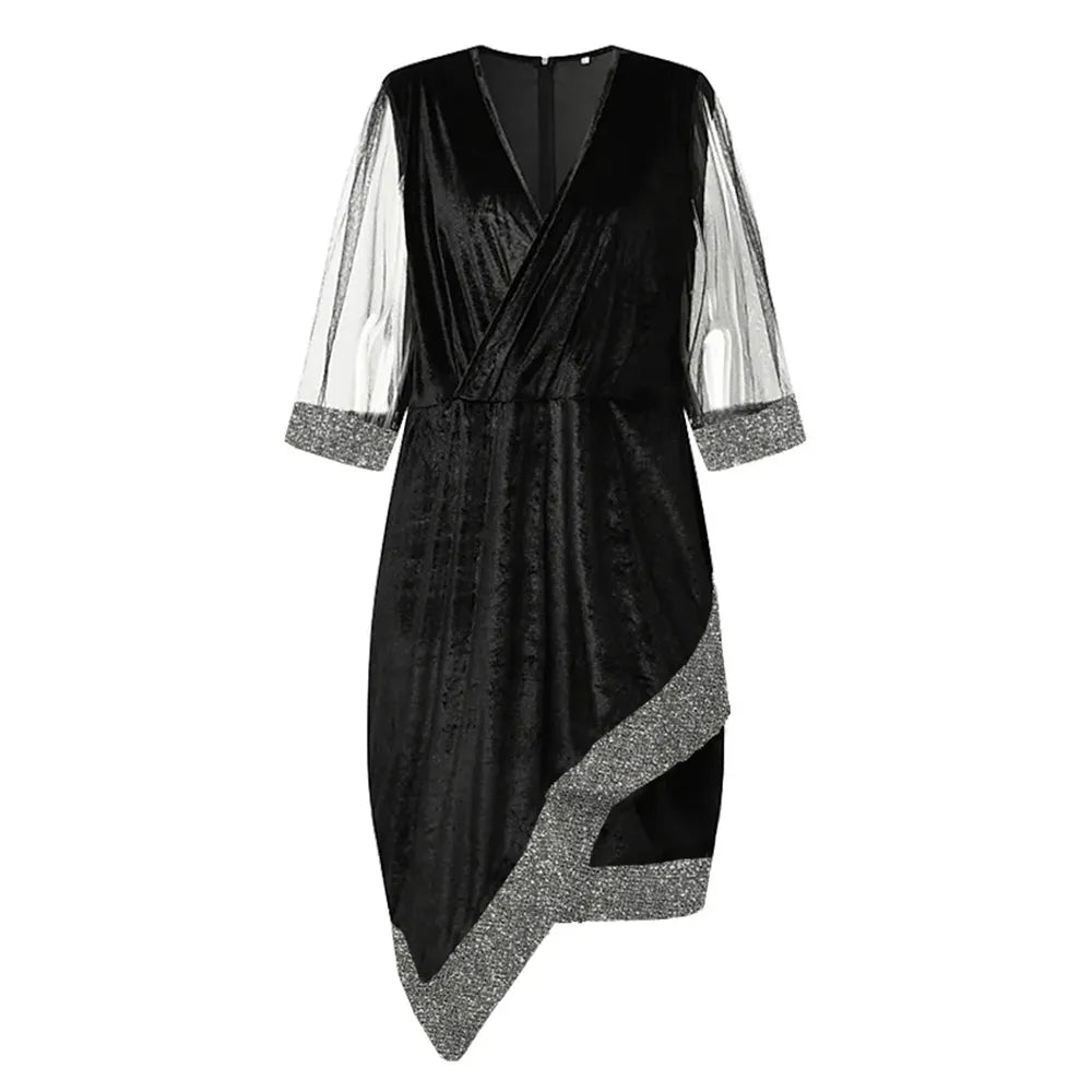 Zeitloses schwarzes Damenkleid in Übergröße, festlich, langärmlig für alle Anlässe.