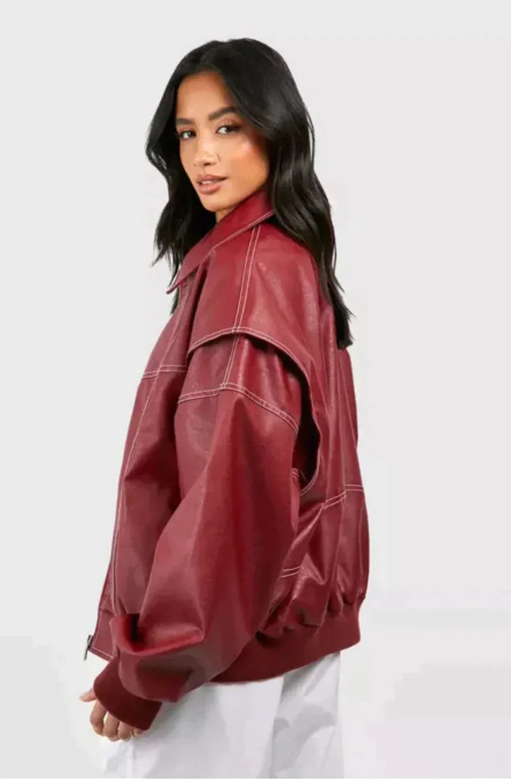 Braune Oversized Damen Bomberjacke mit Reißverschluss, ein Must-have für trendige Streetwear-Outfits.