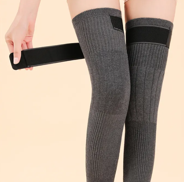 Unisex Kniewärmer für wohltuende Wärme und Komfort. Ideal für Winterschutz, Freizeit und Sport. Verstellbare Kniepolster.