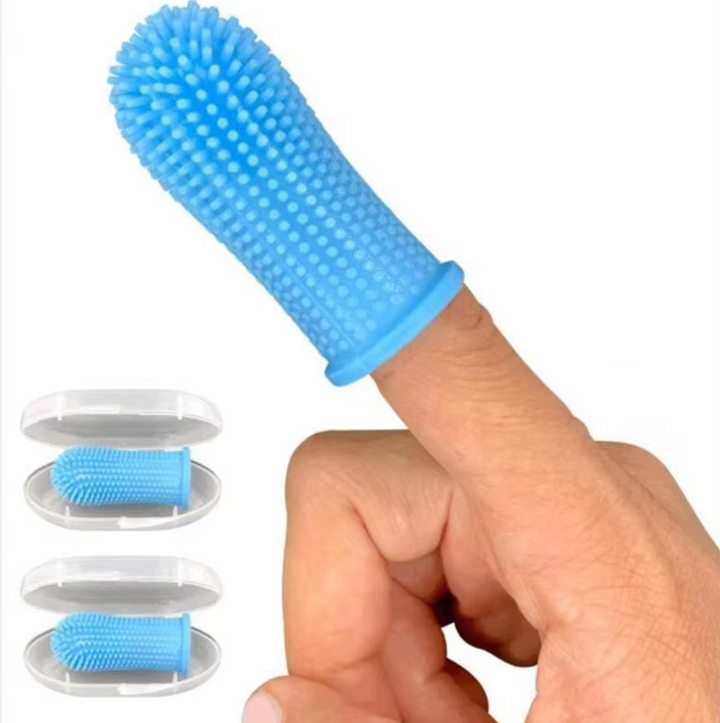 Ergonomische Fingerzahnbürste aus weichem Silikon für mühelose Zahnpflege bei Haustieren.