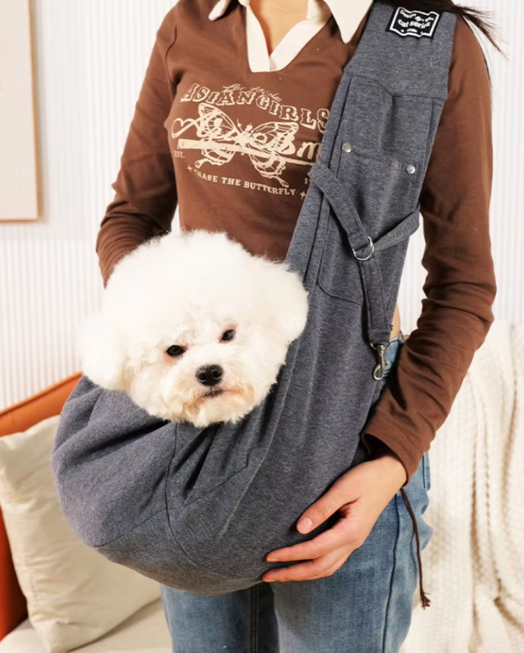 Praktische Schultertasche für kleine Hunde & Katzen. Optimal für sicheren Transport im Auto & entspannte Ausflüge. Tierzubehör.