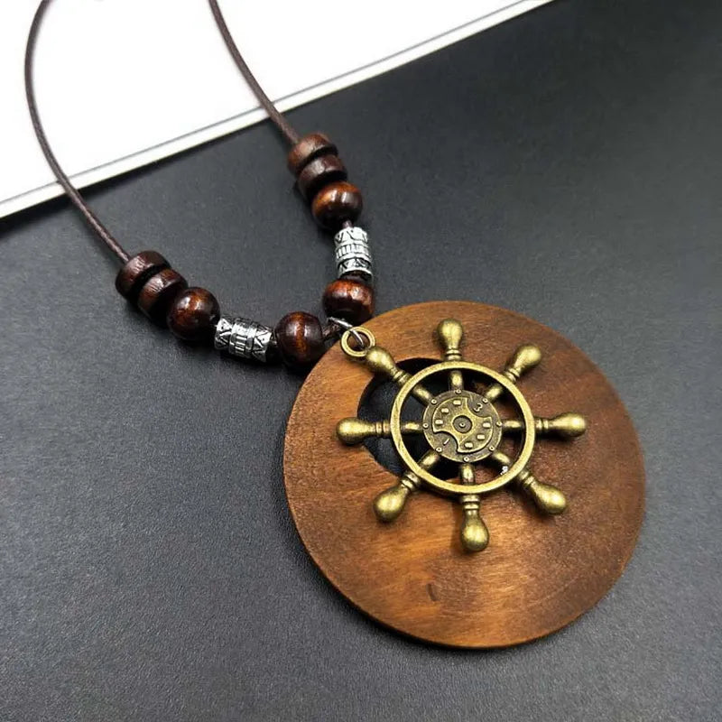 Handgefertigter Holzschmuck: einzigartige Damenhalskette mit rustikalen Bronze Details, Unikat.