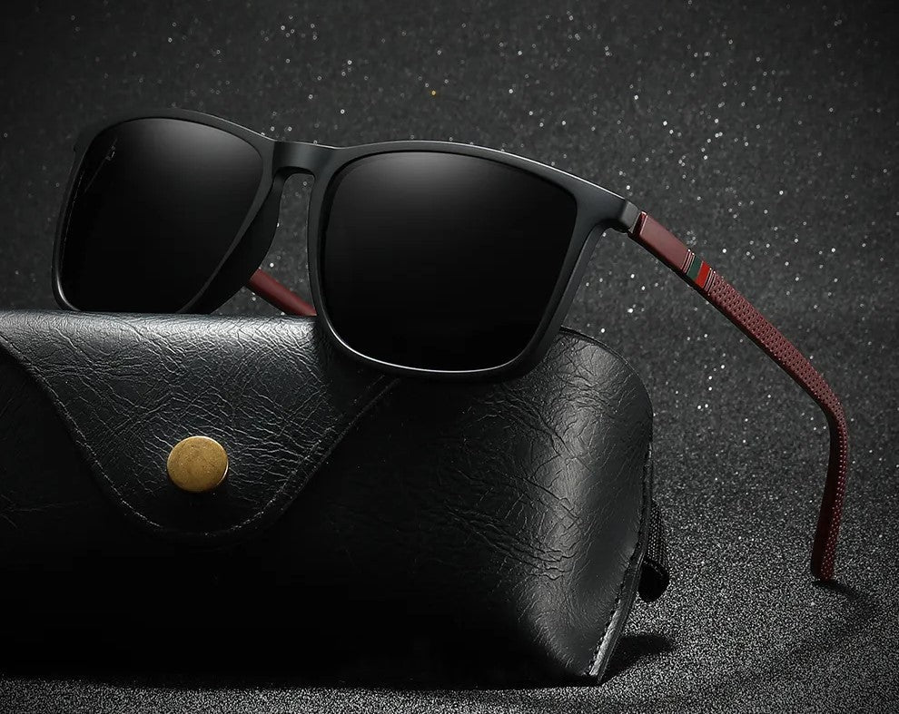 Elegante Herren- und Damen-Sonnenbrille, quadratisch, polarisiert und mit effektivem UV-Schutz für den Sommer.
