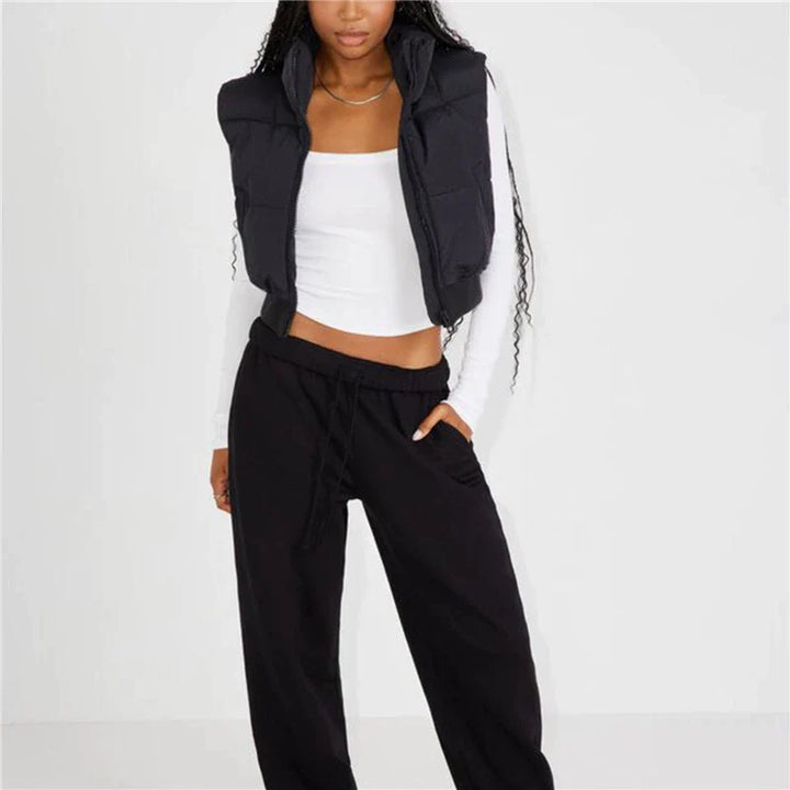 Elegante Damen Steppweste Nina für den Alltagslook, warm & vielseitig.