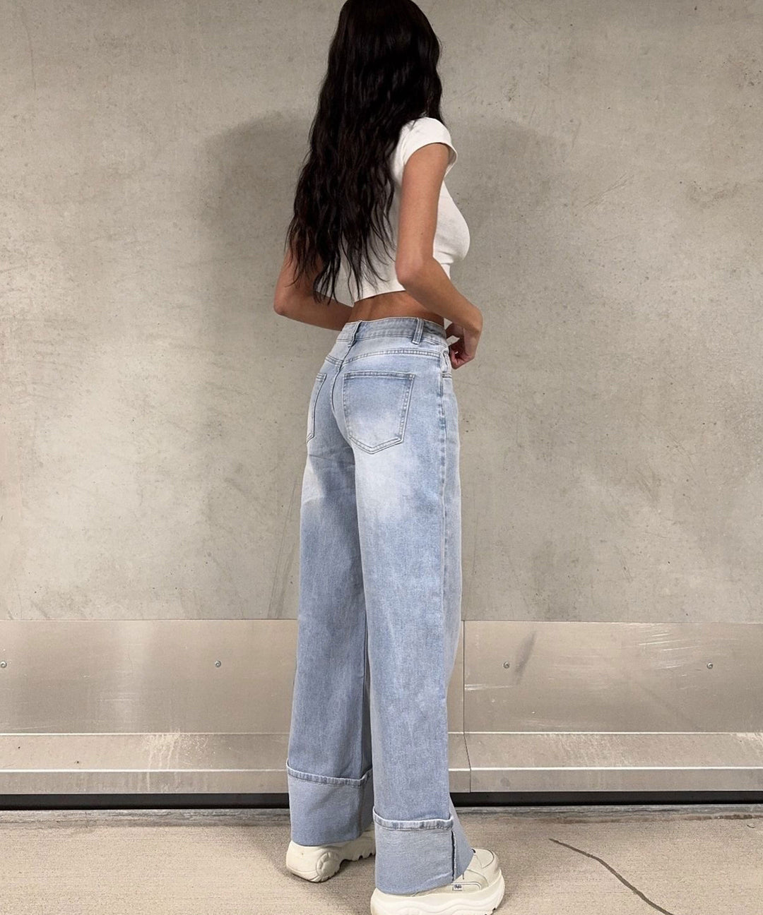 Trendige Damen Freizeit Jeans mit weitem Bein, ideal für einen lässigen Casual-Look und höchsten Tragekomfort.