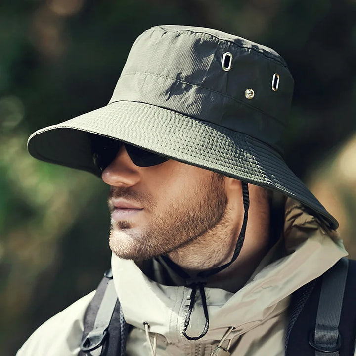 Lässiger Freizeithut für Herren mit UV-Schutz, ideal als Outdoor-Kopfbedeckung & Strandhut.