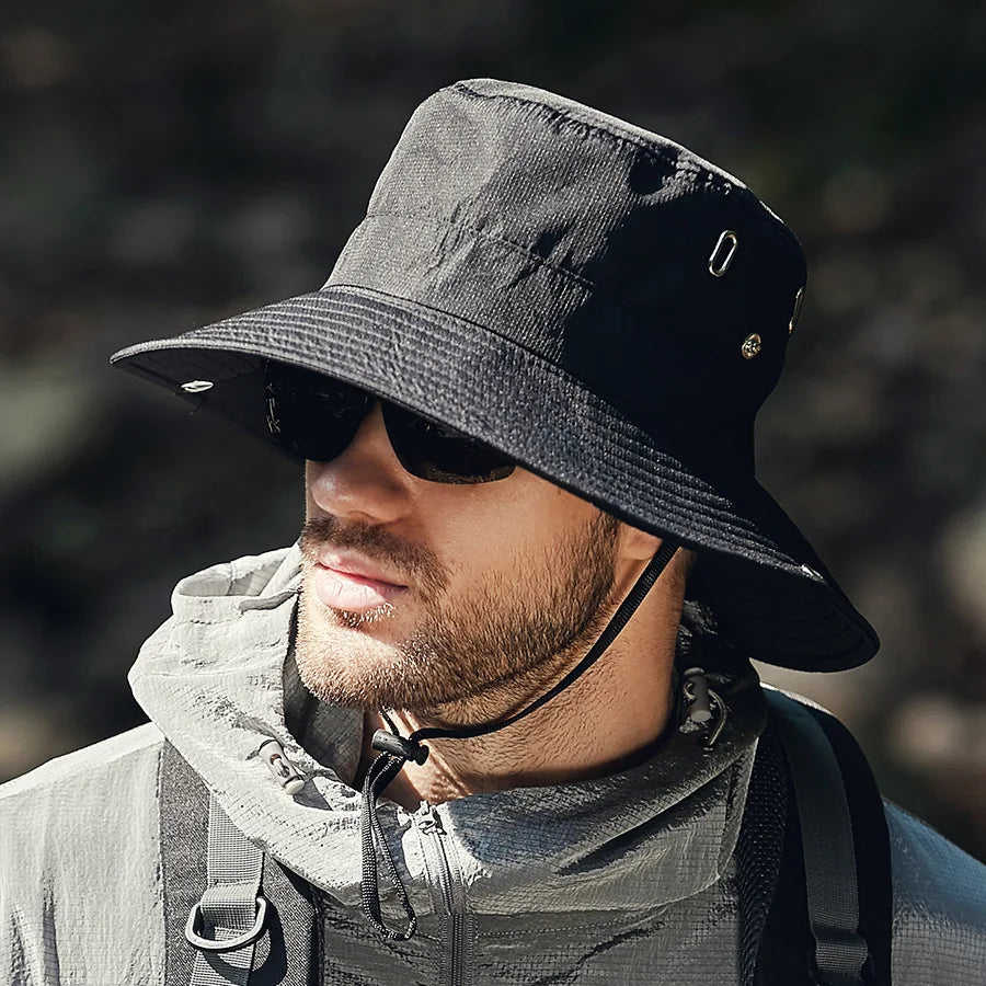 Moderner Unisex Fischerhut mit UV-Schutz, stylischer Begleiter für Strand & Freizeit im Sommer.