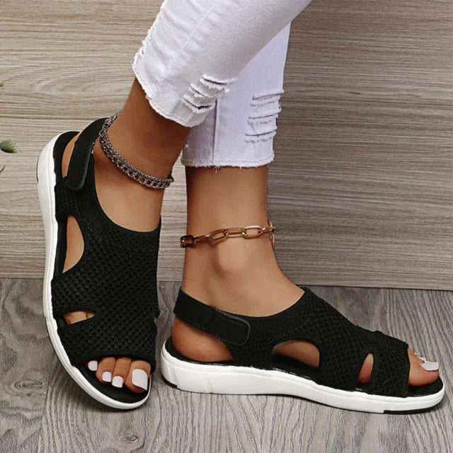 Ergonomische Damen Sandalen mit stützendem Fußbett. Ideal als Freizeitschuh oder orthopädische Komfortsandale.