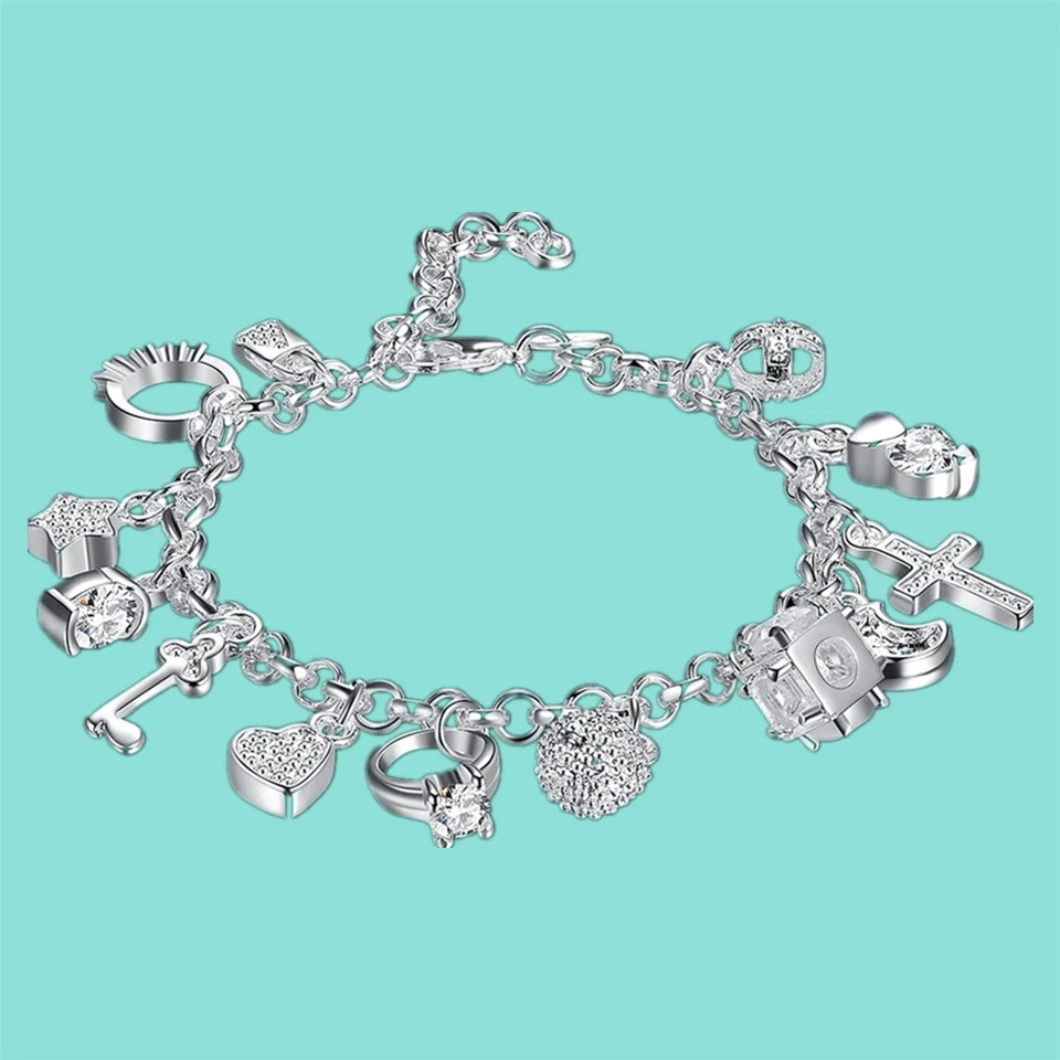 Modisches Damenarmband, versilbert. Stilvolles Accessoire, das Schutz und positive Energie symbolisiert.