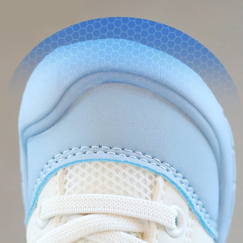 Weiche Baby Schuhe, flexible Barfußschuh-Sohle, atmungsaktiv, ideal für gesunde Fußentwicklung.