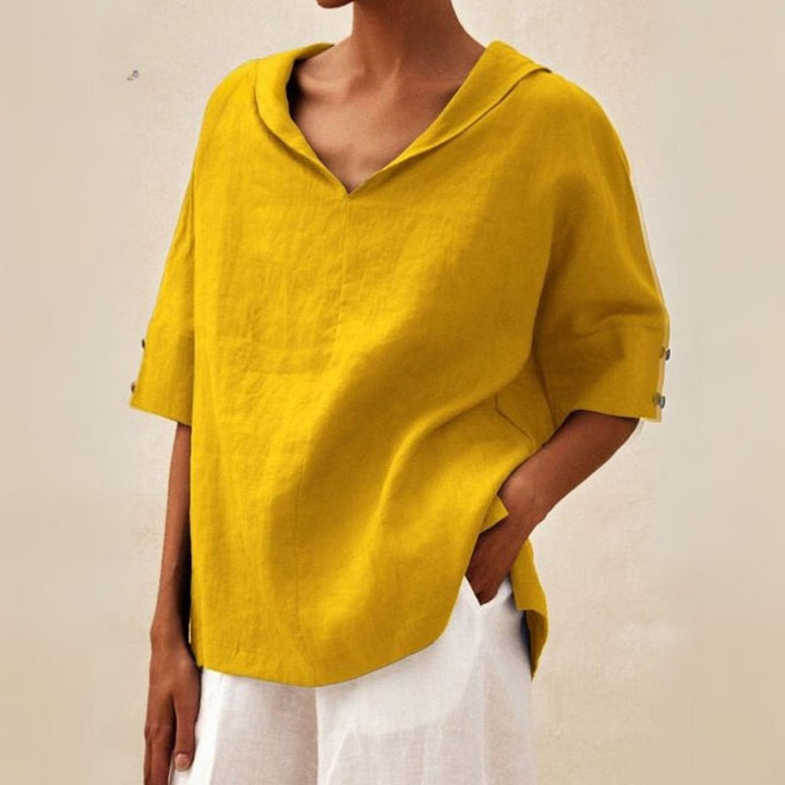 Basic Damen Oversized Kurzarm Top. Lässiges Sommermodell mit V-Ausschnitt & Umlegekragen für jeden Tag.