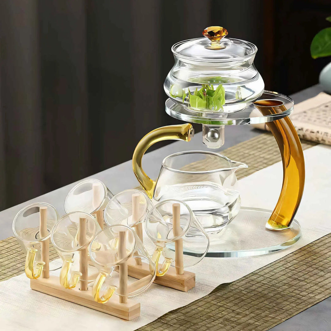 Hochwertige Glasteekanne mit magnetischem Infuser für losen Tee. Ideal für genussvolle Teemomente und Wellness zuhause.