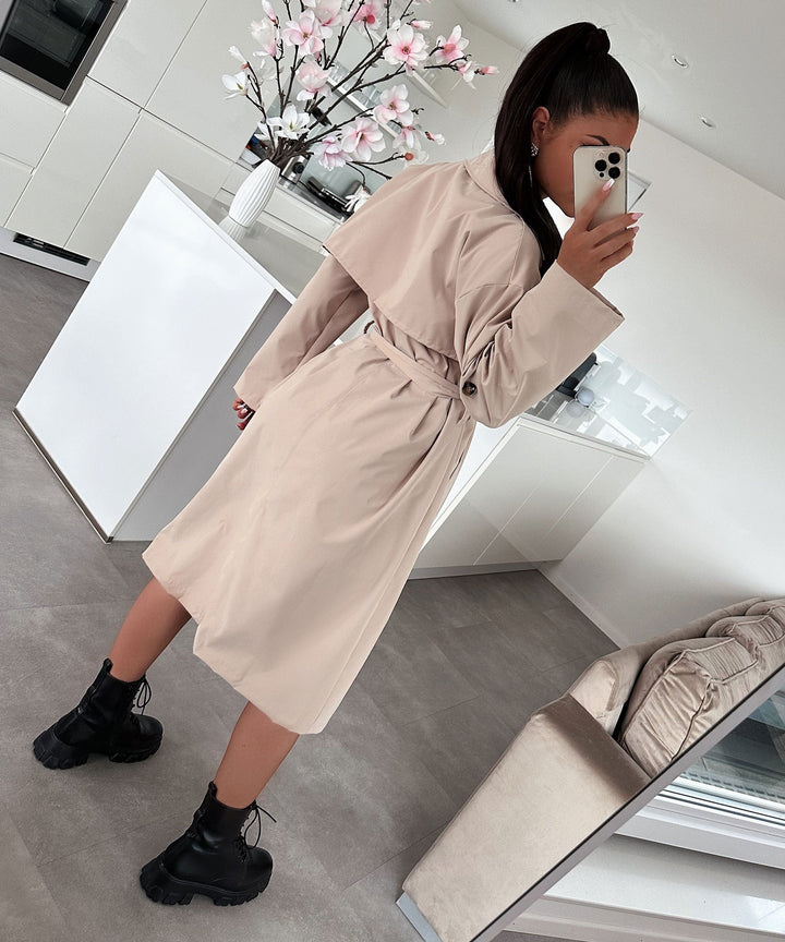Eleganter beiger Damen-Trenchcoat, locker und leicht, für Frühling & Herbst.