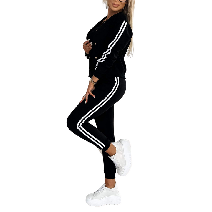 Dreiteiliger Damen Jogginganzug: Sportliche Baseballjacke, Racerback Top und bequeme Sporthose.