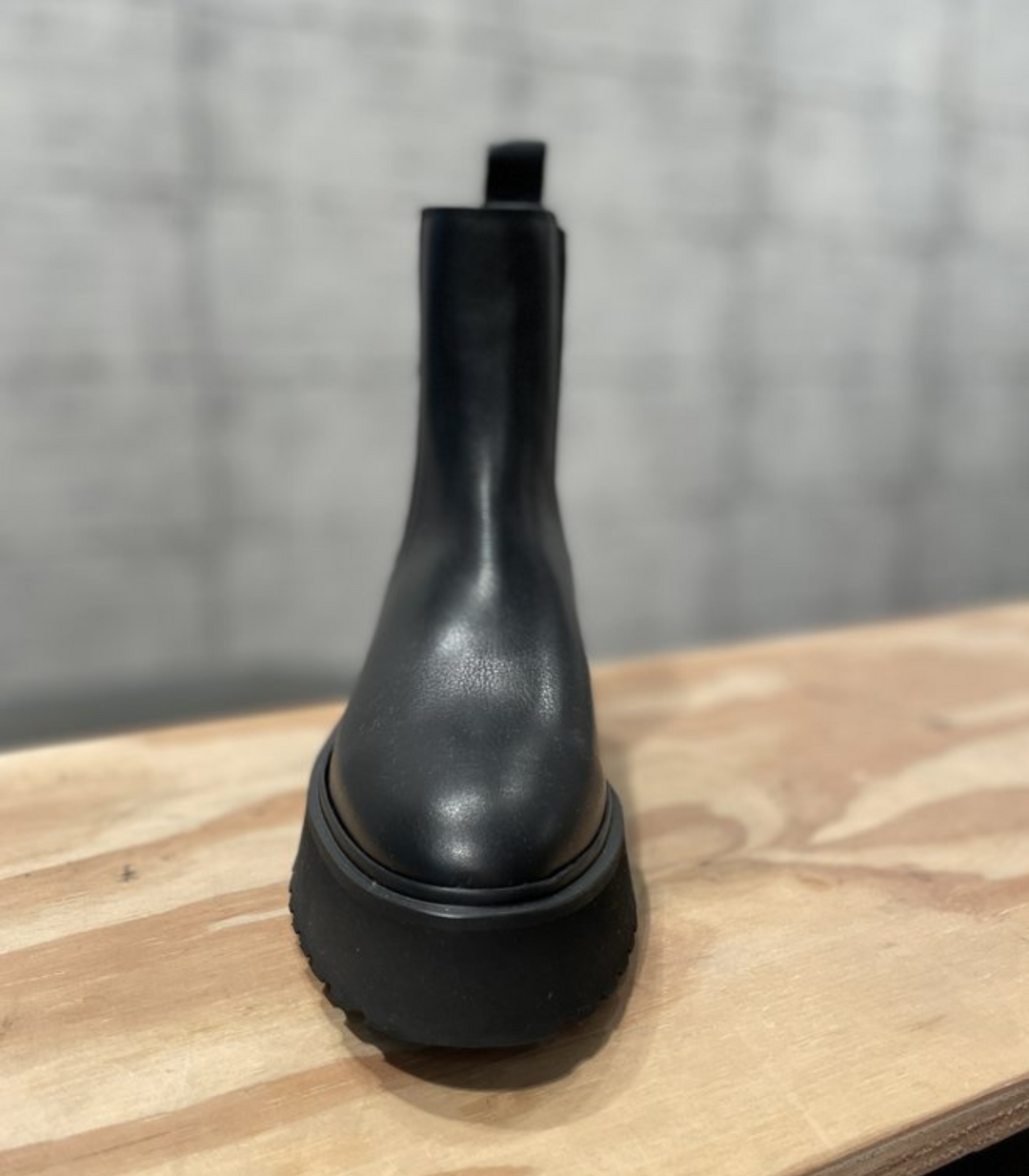 Schwarze Damen Stiefel: elegant, komfortabel für Alltag & Freizeit. Fashion Basics, ganzjährig tragbar.
