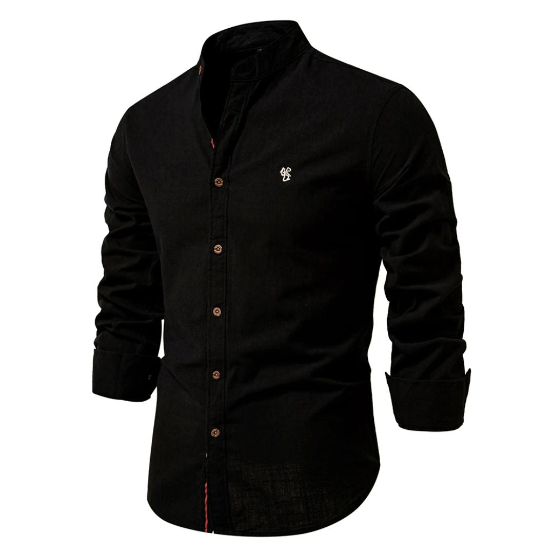 Stilvolles Trachtenhemd für Herren. Elegantes Langarmhemd mit Reverskragen. Perfekte Trachtenmode für Männer.